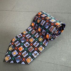 🎁 Vintage Mickey Unlimited Disney Tie Mickey Mouse Holiday Gift Print